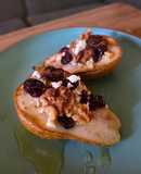 Baked pears with feta