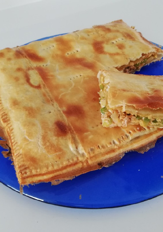 Una foto de Empanada de atún