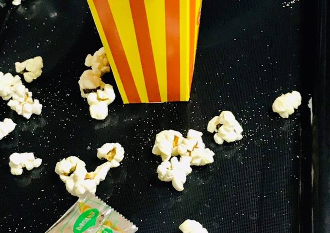 Recipe of Wolfgang Puck Popcorns tossed with Maggi masala seasoning