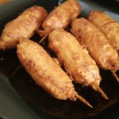 A picture of Corn dogs.