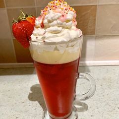 A picture of SW Speedy Strawberry Trifle🍓(2 syns).