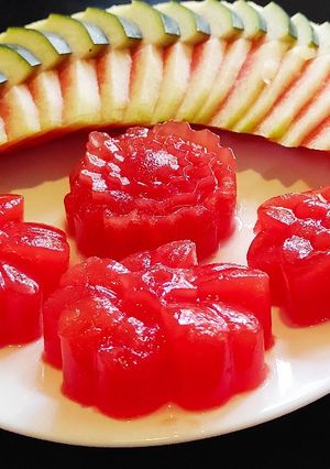 A picture of Watermelon jelly.