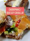 Choripan con queso cremoso y salsita criolla