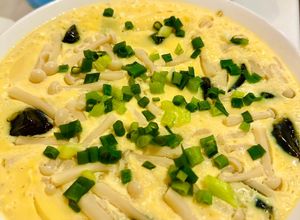 Hình của món Trứng hấp đậu hũ trứng, nấm & trứng bắc thảo.