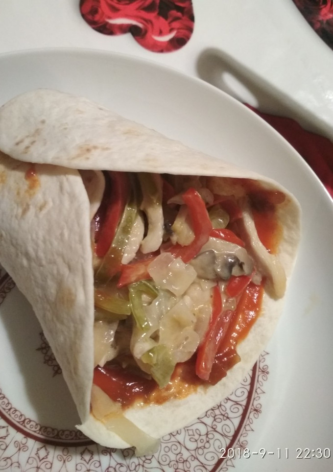 Una foto de Burrito de pollo y verdura