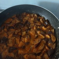 A picture of Spicy egg plant stew.