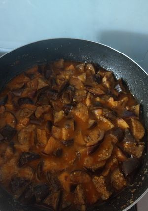 A picture of Spicy egg plant stew.