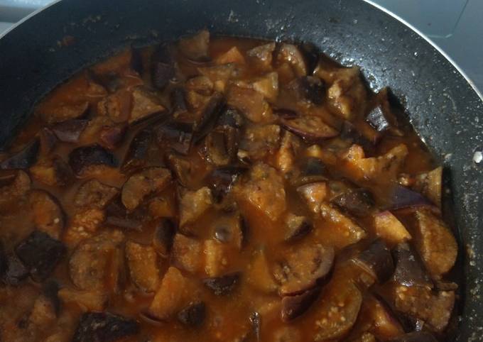 Spicy egg plant stew