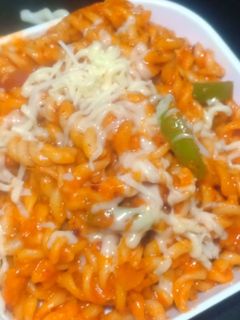 ચીઝ પાસ્તા(Cheese pasta Recipe in Gujarati) રેસીપી મુખ્ય ફોટો