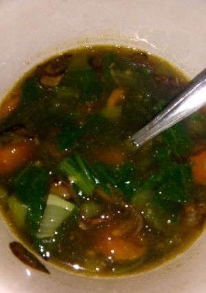 Foto resep Mpasi sawi wortel bumbu bawang 1+