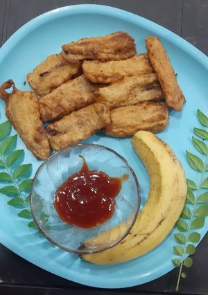 A picture of Banana fritters.