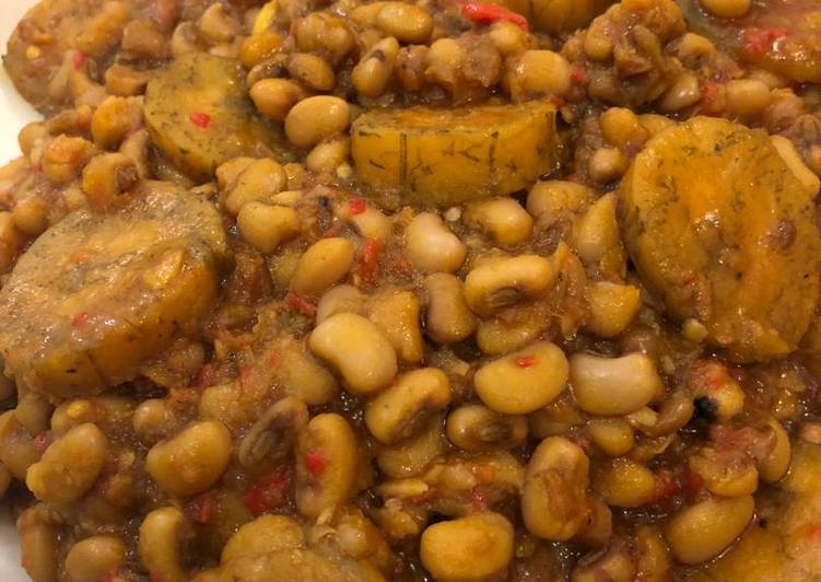 Steps to Make Homemade Beans, ripe plantain porridge