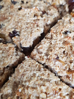 A picture of Healthy banana honey flapjack.