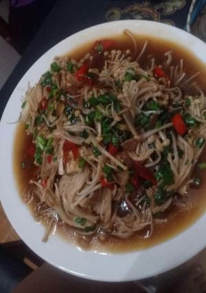 Hình của món Kim Châm Sốt Mắm Cay.