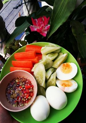 รูปของ น้ำพริกน้ำปลา ไข่ต้ม