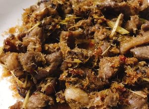 Hình của món Vịt xào sả ớt.