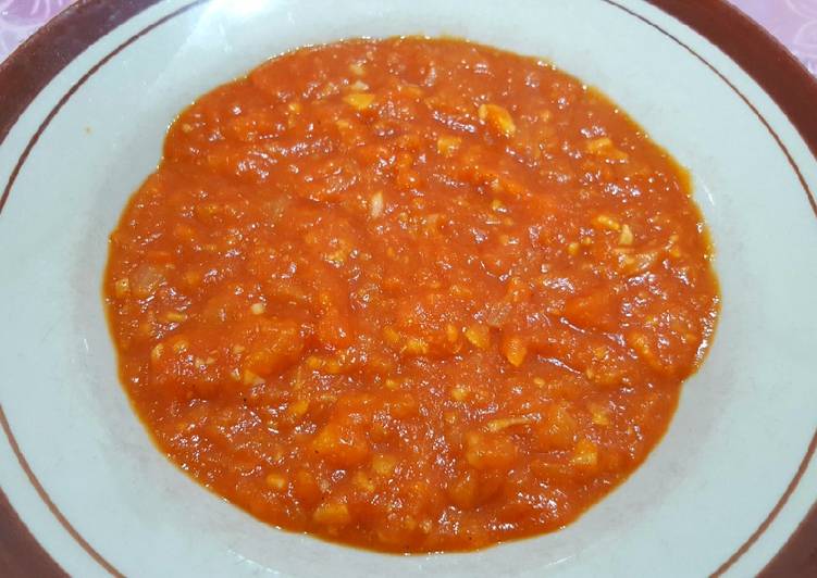 Cara membuat saus pizza