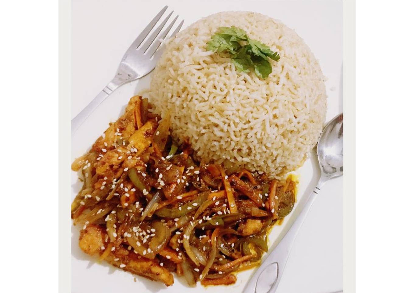 Chinese style chicken and veggies with brown rice
