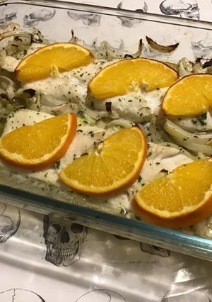 Une photo de Dos d'églefin à l'orange et oignon de roscoff (marinade orange et cardamome)