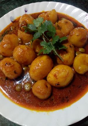 নিরামিষ নতুন ছোট আলুর দম (niramish choo alur dum recipe in Bengali) রেসিপির প্রধান ছবি