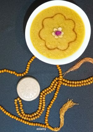 عکسی از دستور شله زرد با شکر سرخ