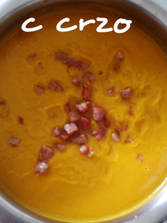 Una foto de Puré naranja