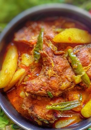 A picture of Catla Maacher Jhol.