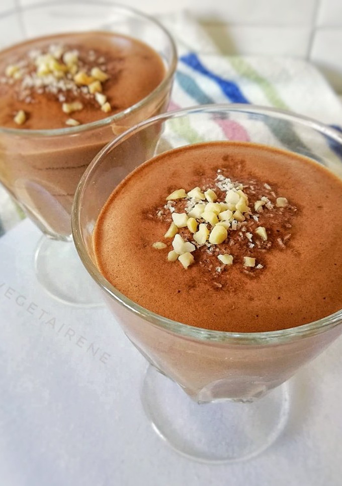Una foto de Mousse de chocolate vegana