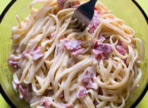 Foto resep Fettucini Smoked Beef Carbonara Sederhana