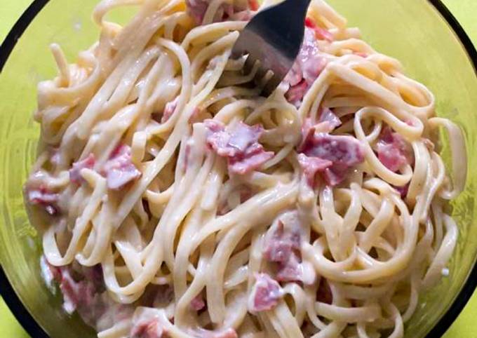 Fettucini Smoked Beef Carbonara Sederhana