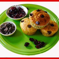 A picture of Cranberry Muffin.