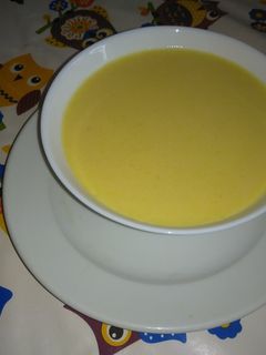 Hideg, frissítő őszibarack krémleves recept fotója