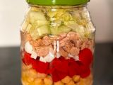 Ensalada de Garbanzos, Ciruelas y Bonito en Tarro