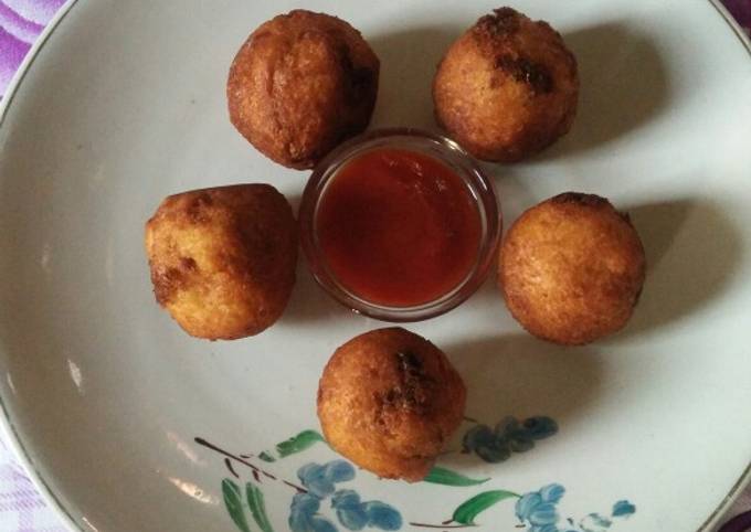 Steps to Make Award-winning Cauliflower bread rolls