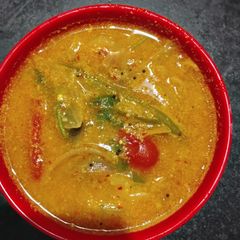 A picture of Onion Tomato Kurma.