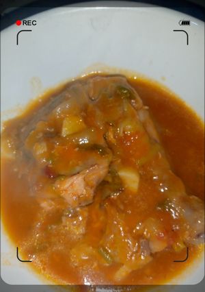 Une photo de Cuisses de Poulet à la Sauce Tomate