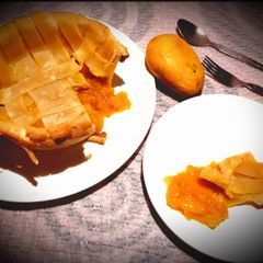 A picture of Mango pie.