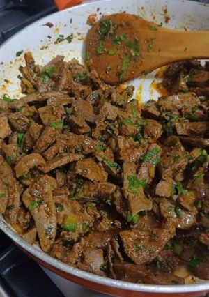 صورة لوصفة كبدة سريعة وبنييينة