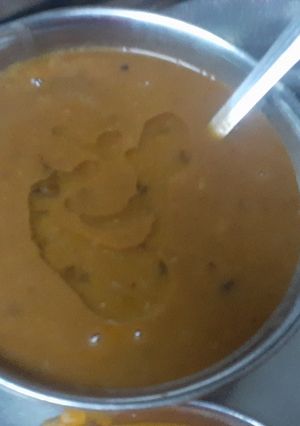 दाल मखनी (dal makhani recipe in Hindi) रेसिपी मुख्य फोटो
