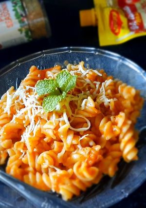 A picture of Fusilli pasta.