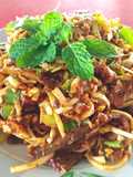 ยำหัวปลีเนื้อย่าง