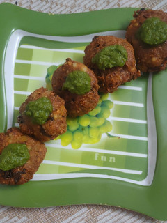फलाहारी साबूदाना बड़ा(falahari sabudana vada recipe in hindi) रेसिपी मुख्य फोटो