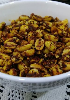 A picture of Spicy masala peanuts.
