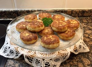 Foto principal de Tortitas de coliflor con queso fresco o ricotta, sin gluten