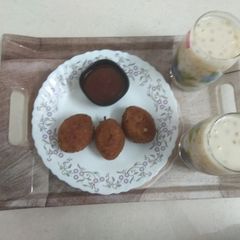 A picture of Veggie Cutlet, Sabudana payasam.