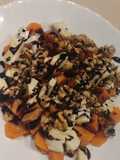 Zanahorias con queso camembert, nueces y vinagre balsámico
