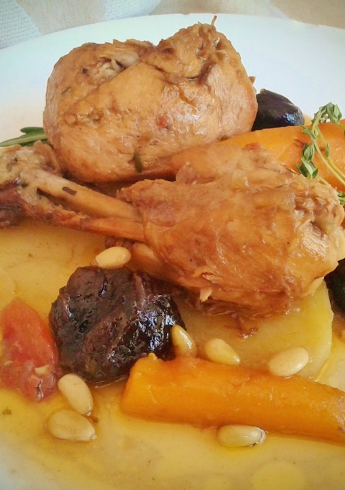 Una foto de Pollastre rustit a la catalana (pollo rustido a la catalana)