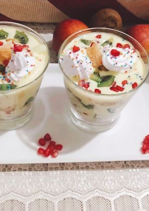 A picture of Trifle pudding.