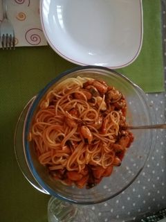 Una foto de Espaguetis con mejillones