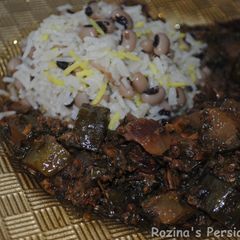 A picture of Persian cucumber stew.